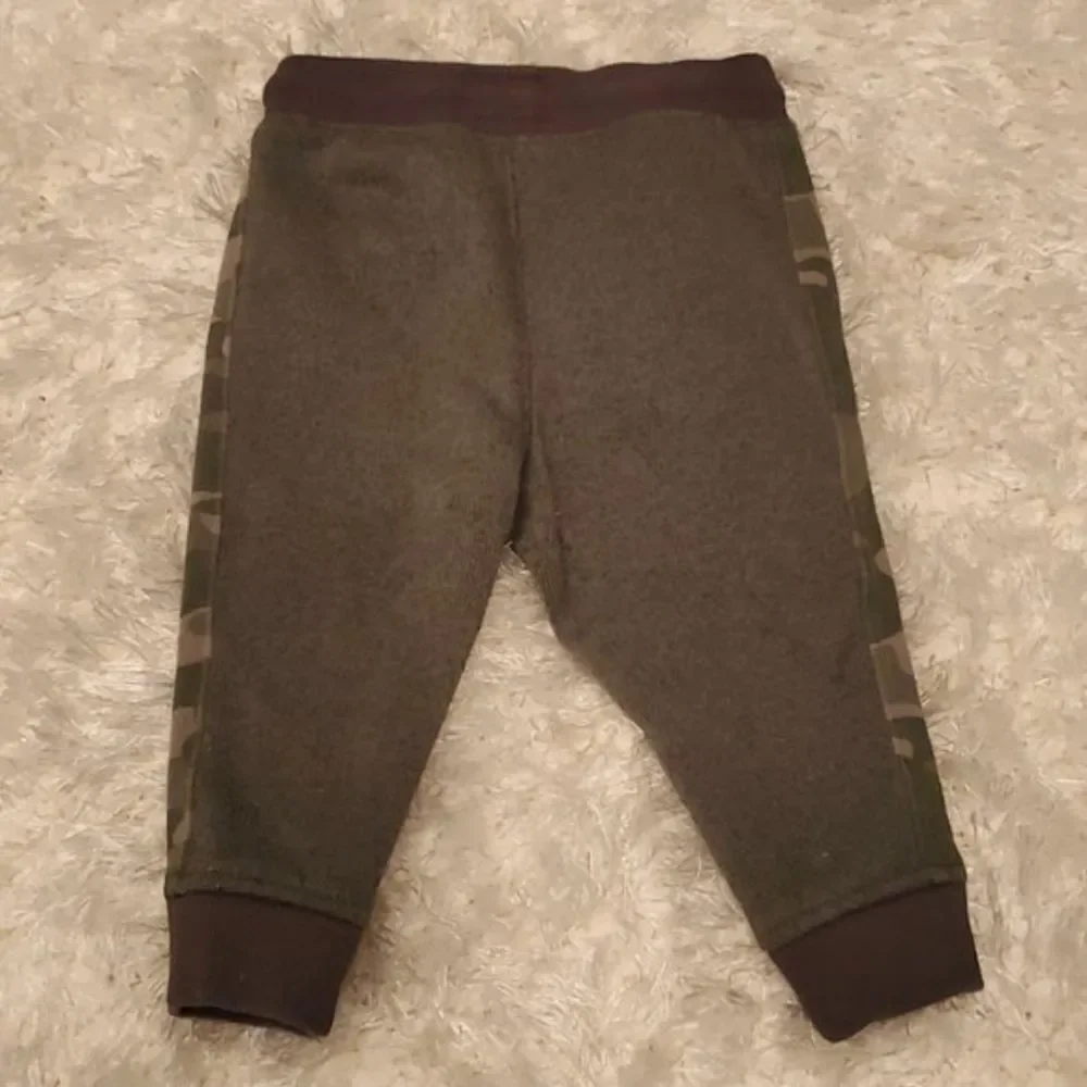 OshKosh Bgosh 12 month